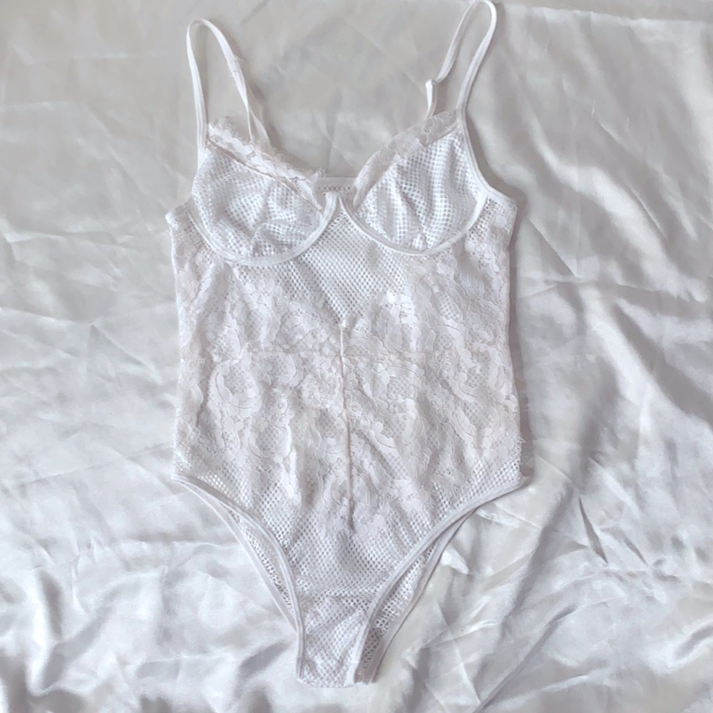 lingerie bodysuit